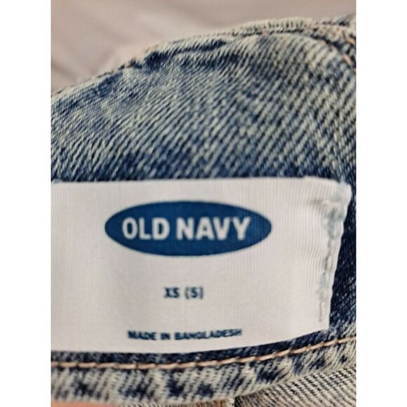 Old Navy Youth Overall,  NWT.   Light Blue Wash,  Size 5. - Picture 10 of 12